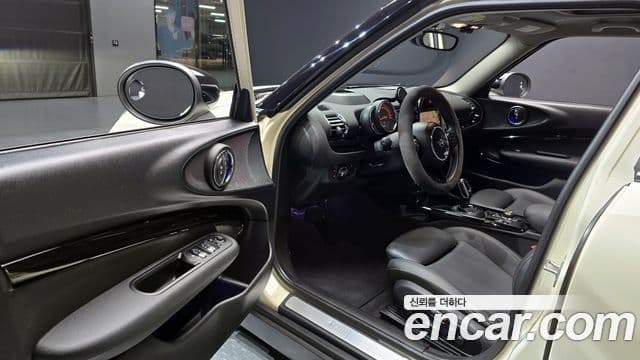 Mini Cooper D 클럽맨 2세대, 2020 11