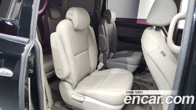 Kia All New Carnival Prestige, 2018 12