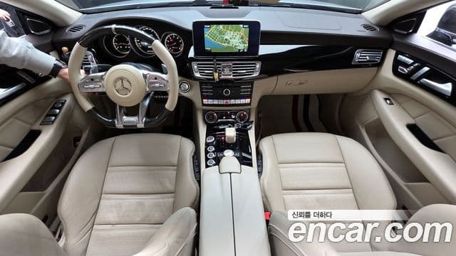 Mercedes-Benz CLS-класс W218 CLS63 AMG 4MATIC, 2015 7