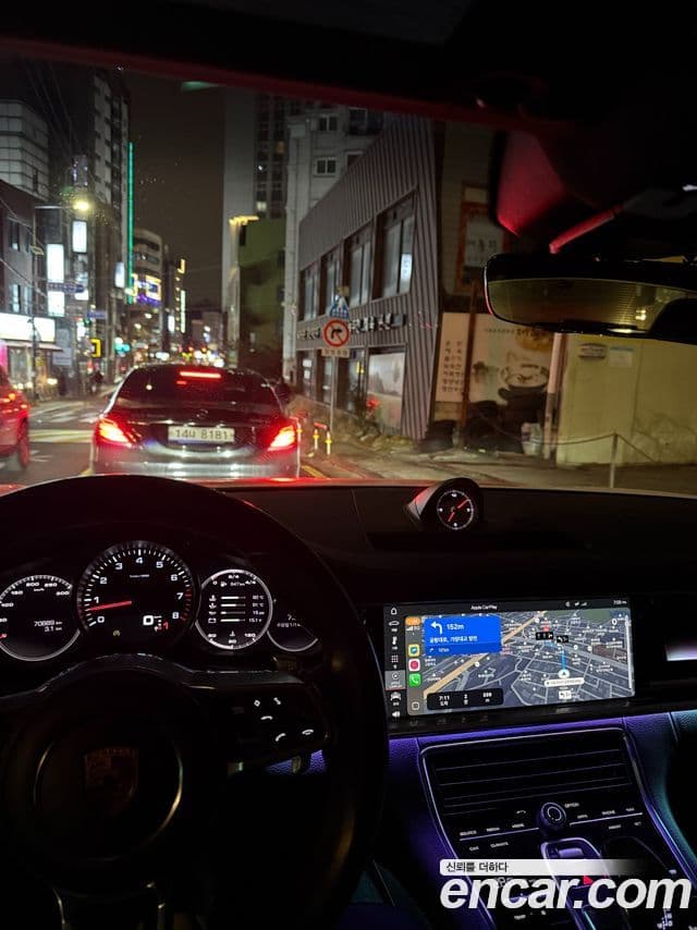 Porsche Panamera (971), 2018 8