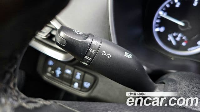 Hyundai Santa Fe TM Exclusive, 2019 17