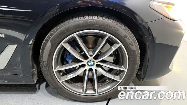 BMW 5시리즈 (G30) 520i M Sport, 2021 все фото
