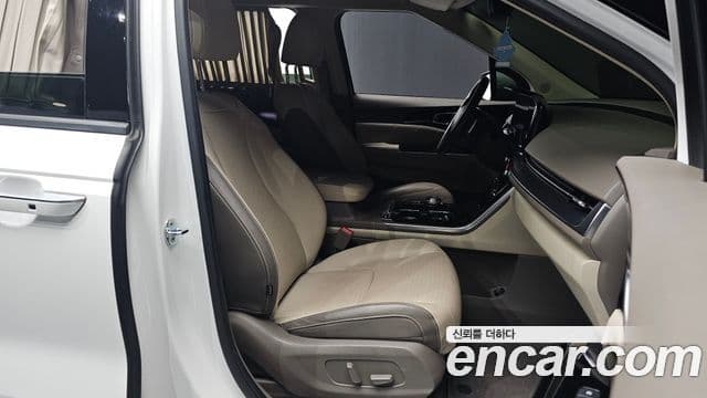 Kia Carnival 4세대 Signature, 2022 10