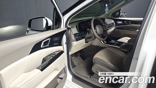 Kia Carnival 4세대 Signature, 2022 11