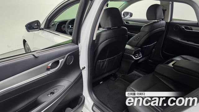 Hyundai The / новый New Grandeur IG Exclusive, 2021 17