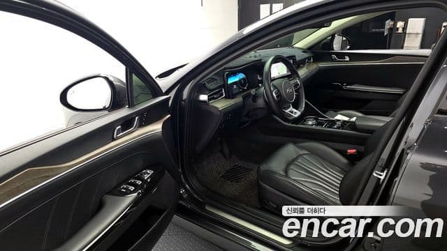 Kia K5 3세대 Signature, 2020 10