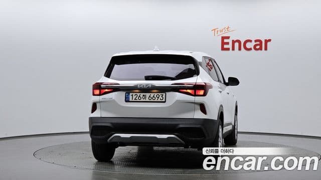 Kia Seltos Trendy, 2023 4