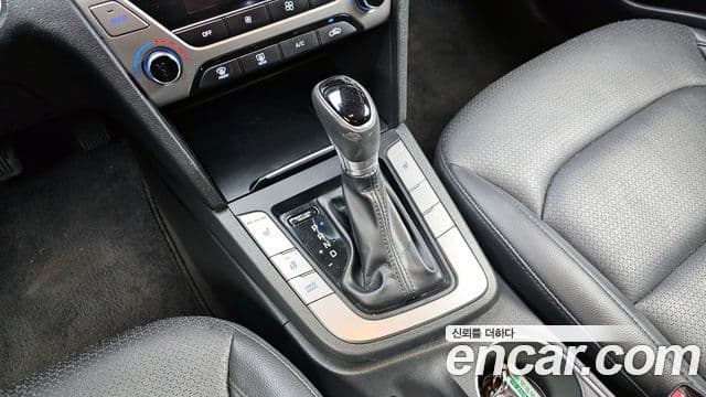 Hyundai Avante AD 1.6 GDI Smart, 2017 9