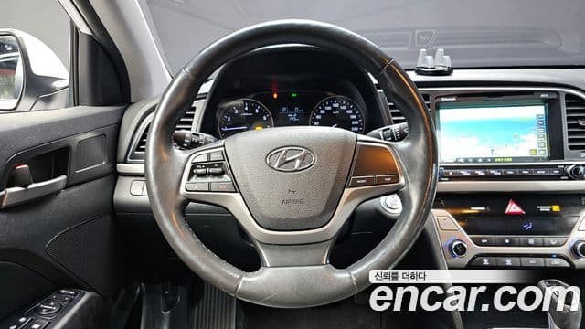Hyundai Avante AD 1.6 GDI Smart, 2017 13