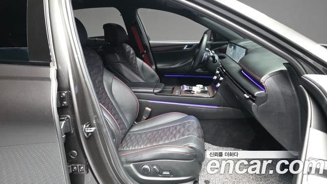 Genesis G80 (RG3) бензин 2.5 турбо AWD, 2026 11