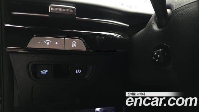 Genesis G80 (RG3) бензин 2.5 турбо AWD, 2026 17