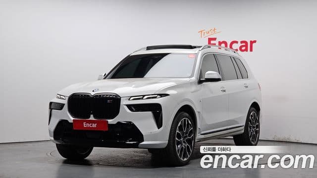 BMW X7 (G07) xDrive 40i M Sport 6인승, 2024 1