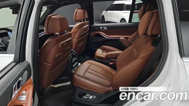 BMW X7 (G07) xDrive 40i M Sport 6인승, 2024 12
