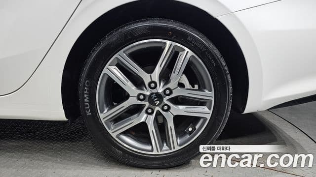 Kia All New K3 Luxury, 2020 все фото