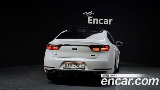 Kia All New K7 гибрид Noblesse, 2017 4