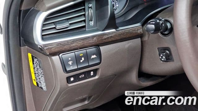 Kia All New K7 гибрид Noblesse, 2017 14