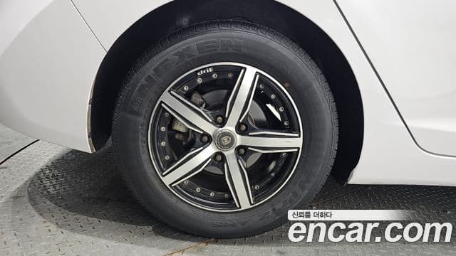 Hyundai Avante MD M16 GDI top, 2012 все фото