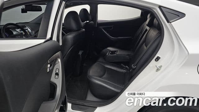 Hyundai Avante MD M16 GDI top, 2012 11