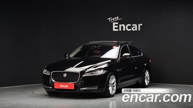 Jaguar XF (X260) 20d Portfolio AWD, 2019 1