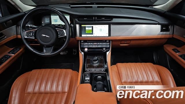 Jaguar XF (X260) 20d Portfolio AWD, 2019 7