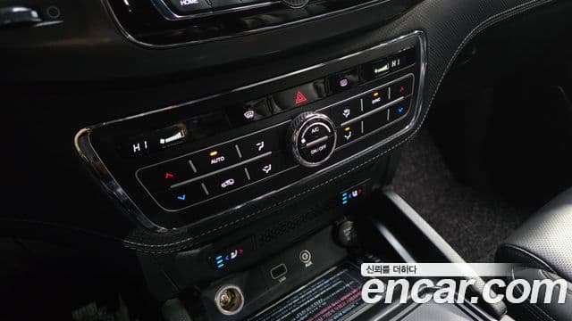 KG모빌리티(SsangYong) The / новый New Rexton Sport 칸 Prestige, 2021 18