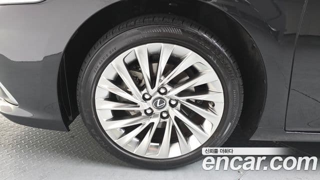 Lexus ES300h 7세대 Luxury Plus, 2021 все фото