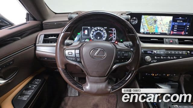 Lexus ES300h 7세대 Luxury Plus, 2021 14