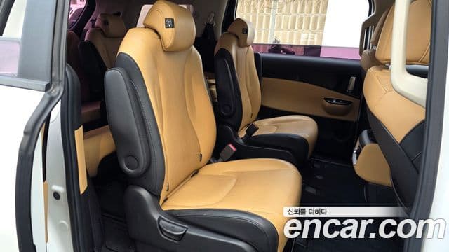 Kia Carnival 4세대 Prestige, 2022 12