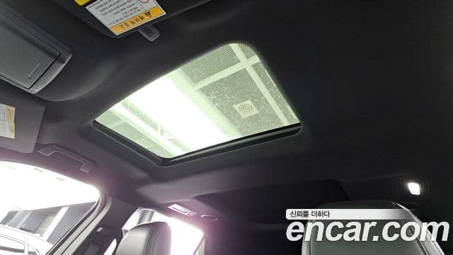 Ford Explorer 5세대, 2016 18