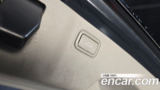 Kia All New Carnival Prestige, 2018 19