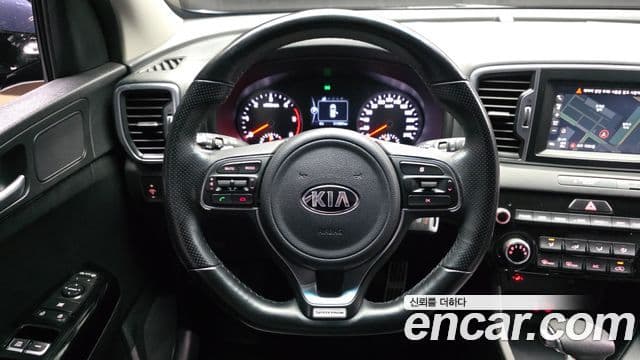 Kia Sportage 4세대 дизель 2.0 2WD Trendy, 2016 13