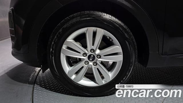 Kia Sportage 4세대 дизель 1.7 2WD Trendy, 2017 все фото