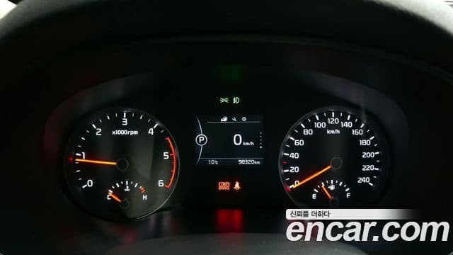 Kia Sportage 4세대 дизель 1.7 2WD Trendy, 2017 8