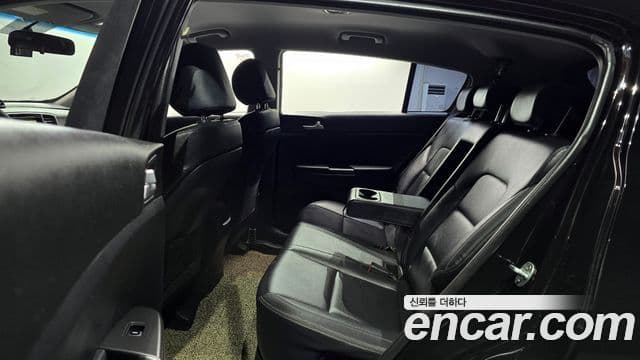 Kia Sportage 4세대 дизель 1.7 2WD Trendy, 2017 12