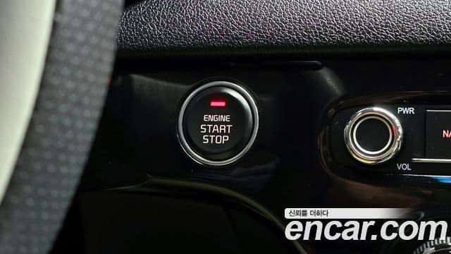 Kia Sportage 4세대 дизель 1.7 2WD Trendy, 2017 15