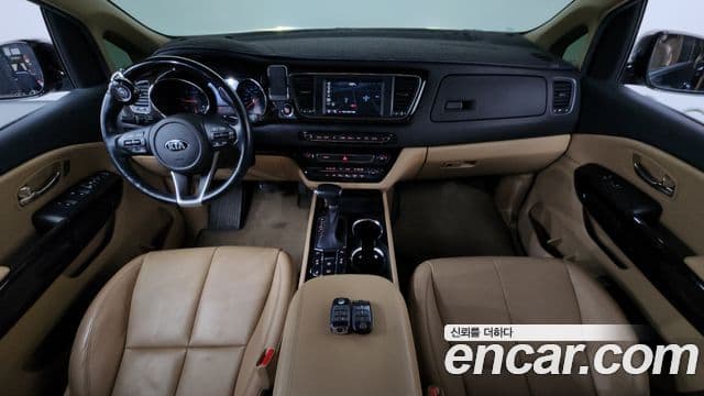 Kia The / новый New Carnival Noblesse, 2019 7