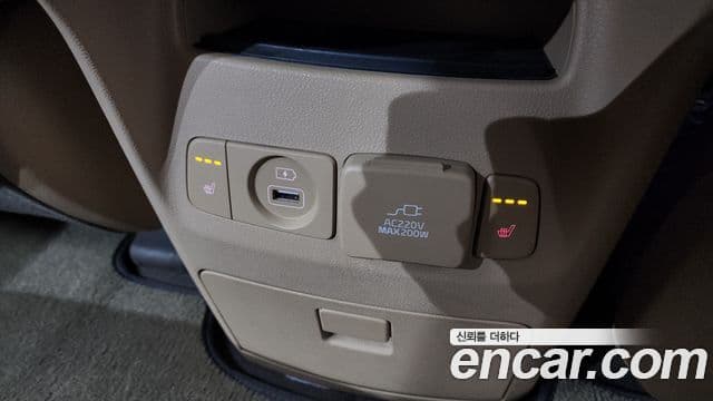 Kia The / новый New Carnival Noblesse, 2019 19