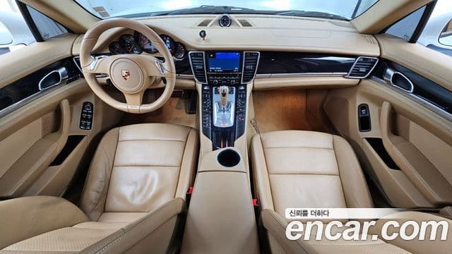 Porsche Panamera 970, 2010 7