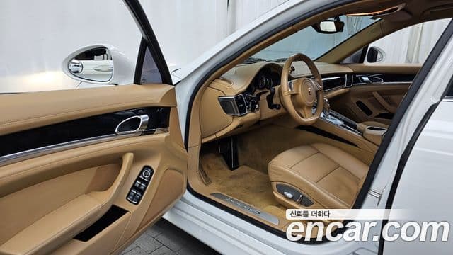 Porsche Panamera 970, 2010 10