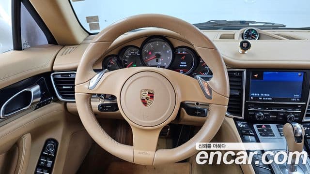 Porsche Panamera 970, 2010 13