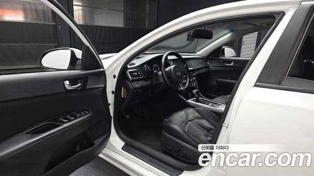 Kia K5 гибрид 2세대 Noblesse, 2016 10