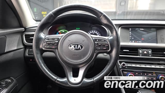 Kia K5 гибрид 2세대 Noblesse, 2016 13