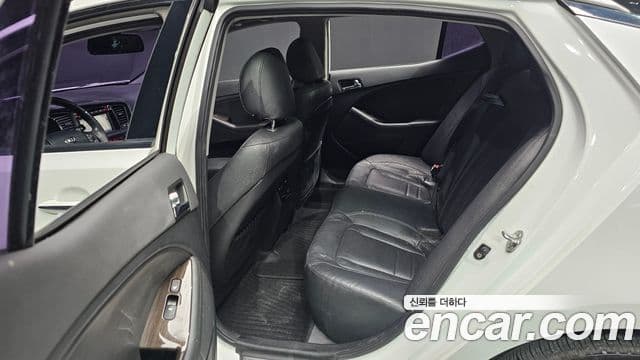 Kia K5 Prestige, 2013 12