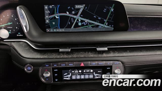 Genesis G90 (RS4) бензин 3.5 турбо AWD, 2023 14