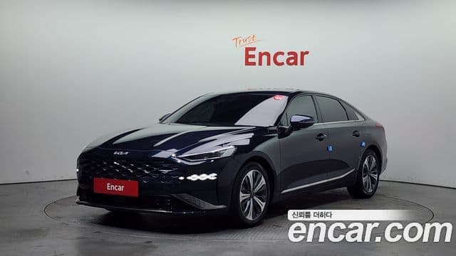 Kia K8 Signature, 2022 1