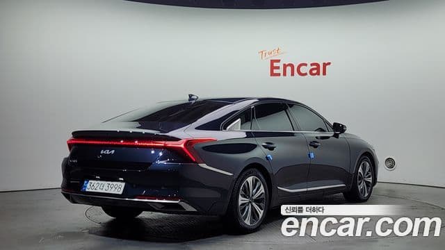 Kia K8 Signature, 2022 2