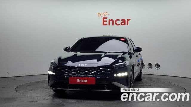 Kia K8 Signature, 2022 3