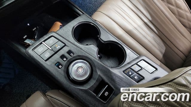 Kia K8 Signature, 2022 9