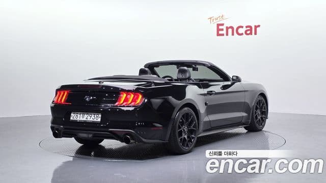 Ford Mustang кабриолет, 2019 2
