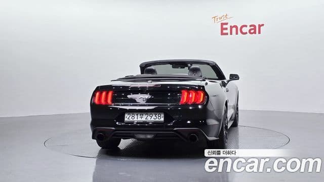 Ford Mustang кабриолет, 2019 4